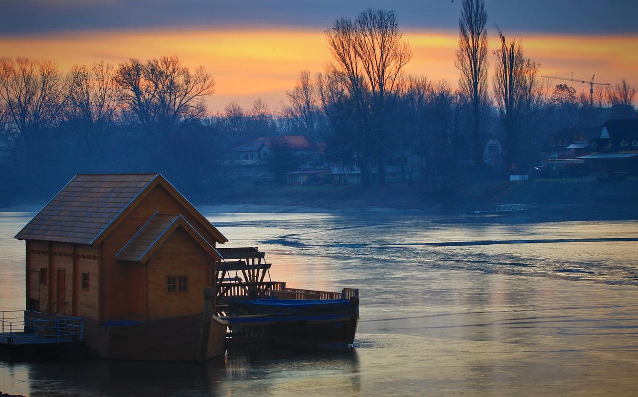 最新古诗诗歌的魅力与深刻内涵