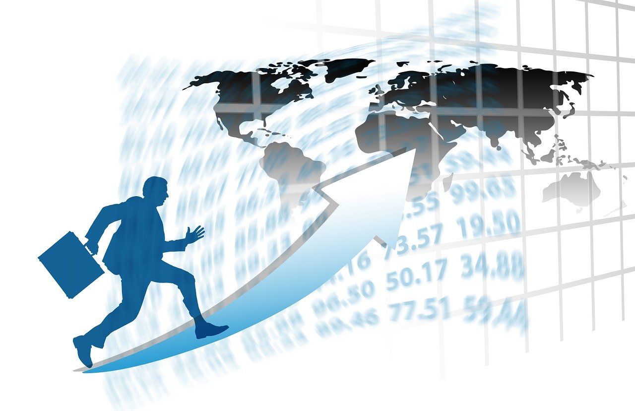 高考前夜，紧张与期待交织的夜晚备战时刻