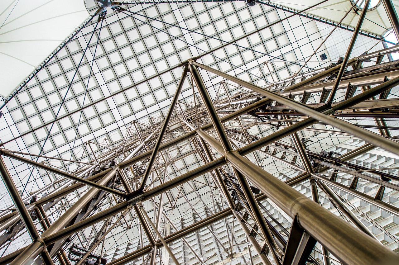 创新设计的人字梯，应用拓展与最新发展