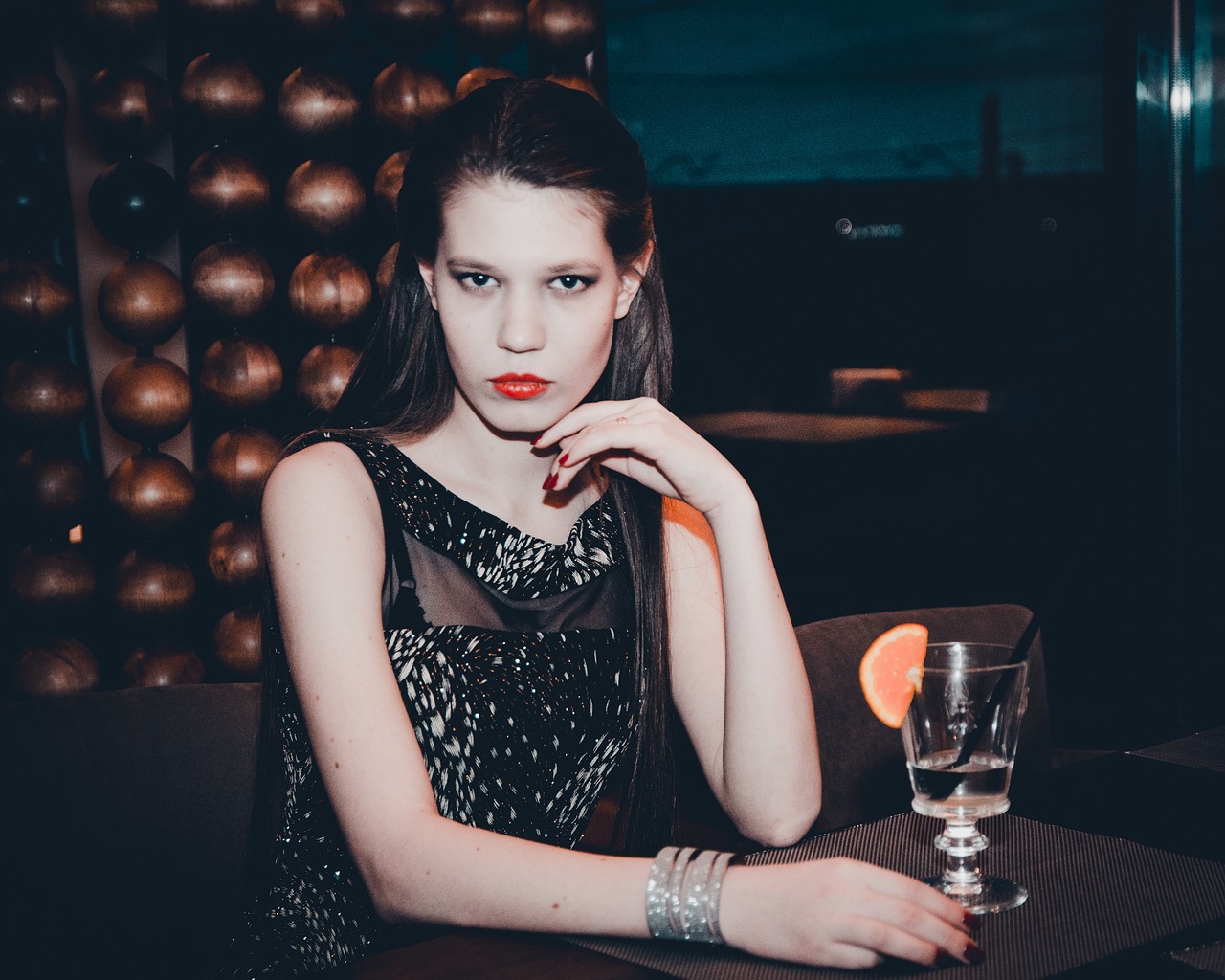 女生背影头像新风尚，时尚之美探索