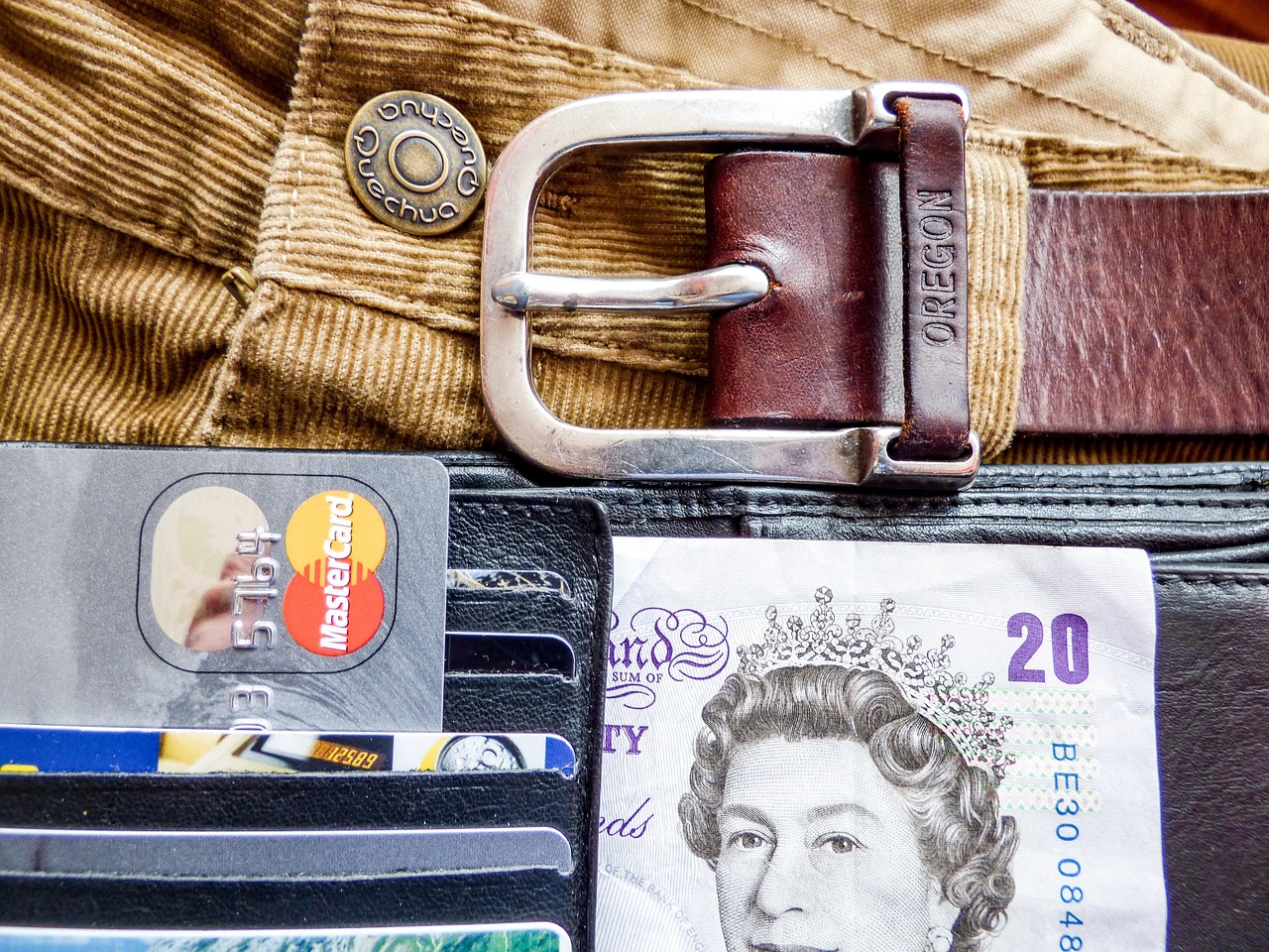 时尚背后的商业沉浮，最新倒闭款鞋的启示