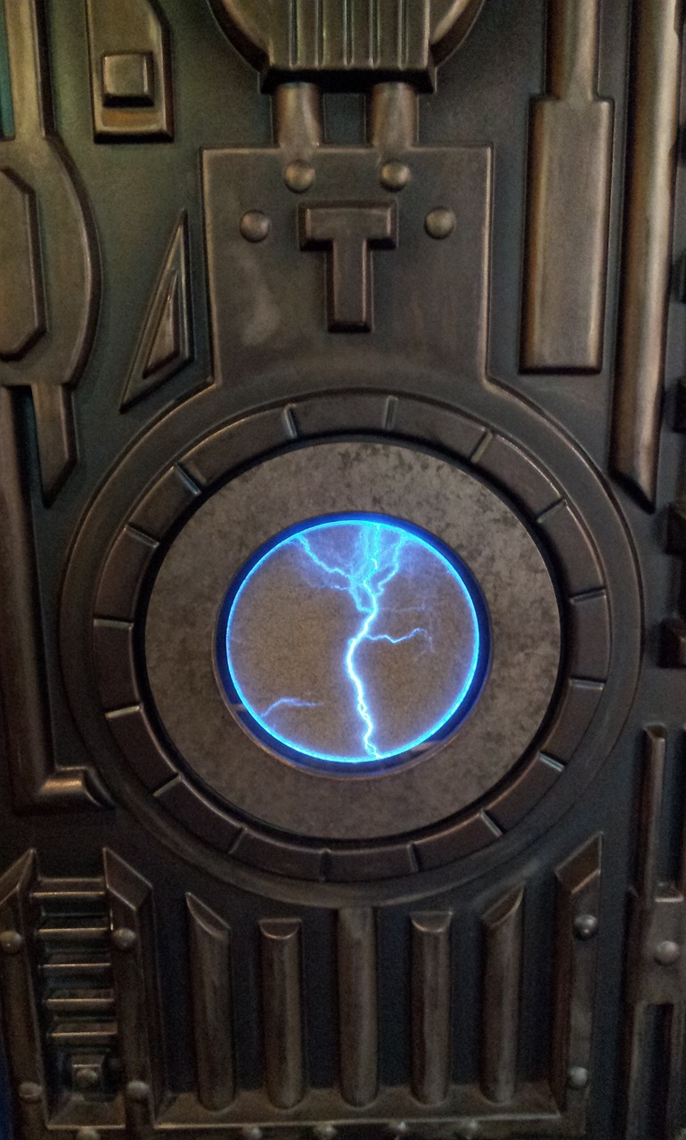 最新机甲科技探索，未来战争的新领域