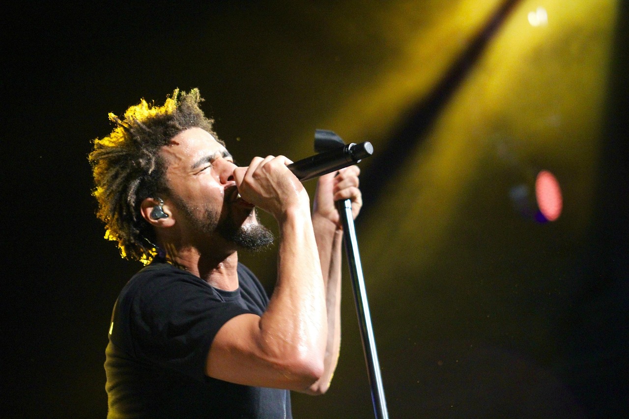 最新说唱现场，音乐的热血燃烧与文化独特魅力的碰撞