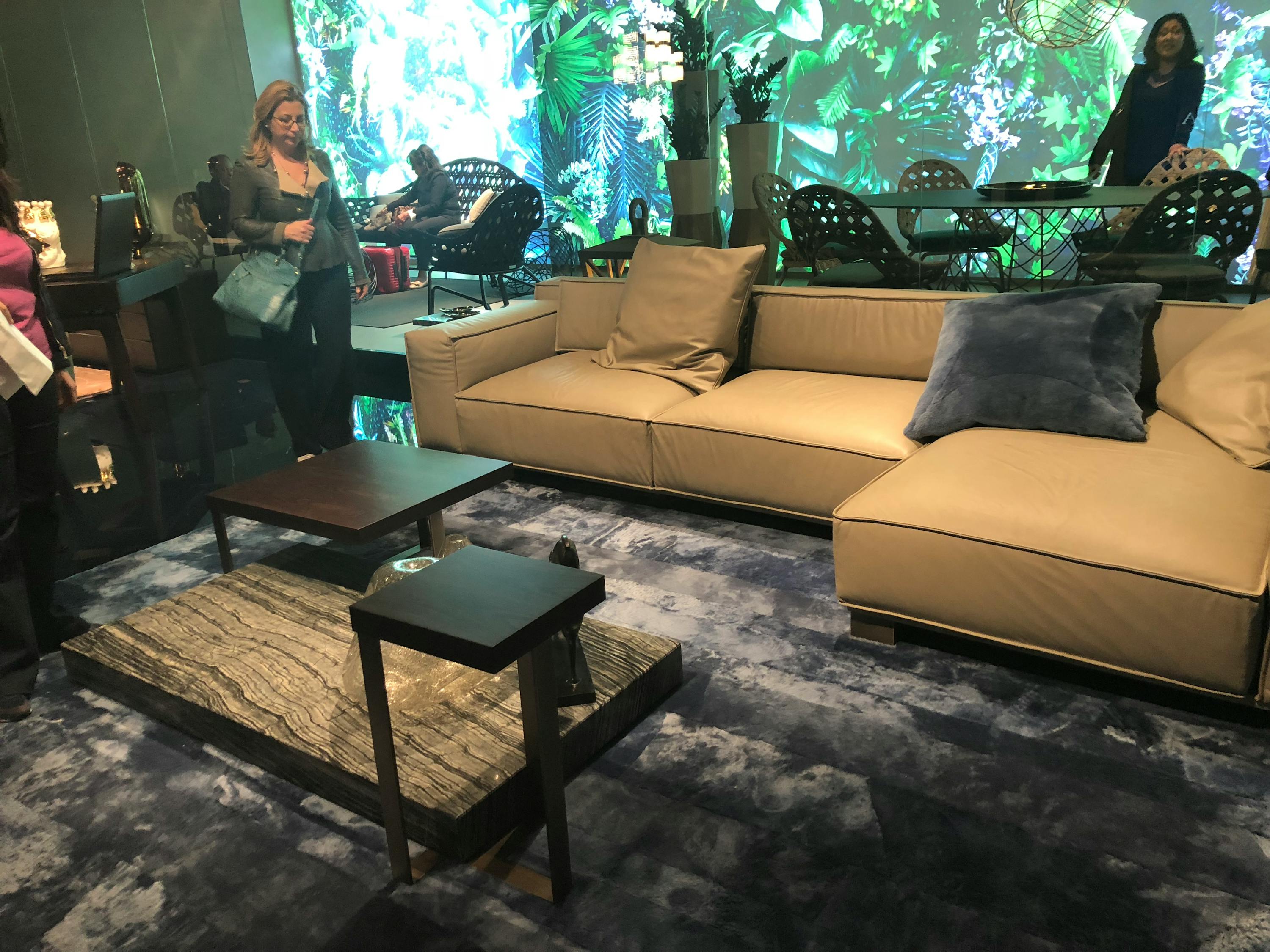 最新轻奢家具，时尚与品质的完美融合，打造舒适家居新风尚