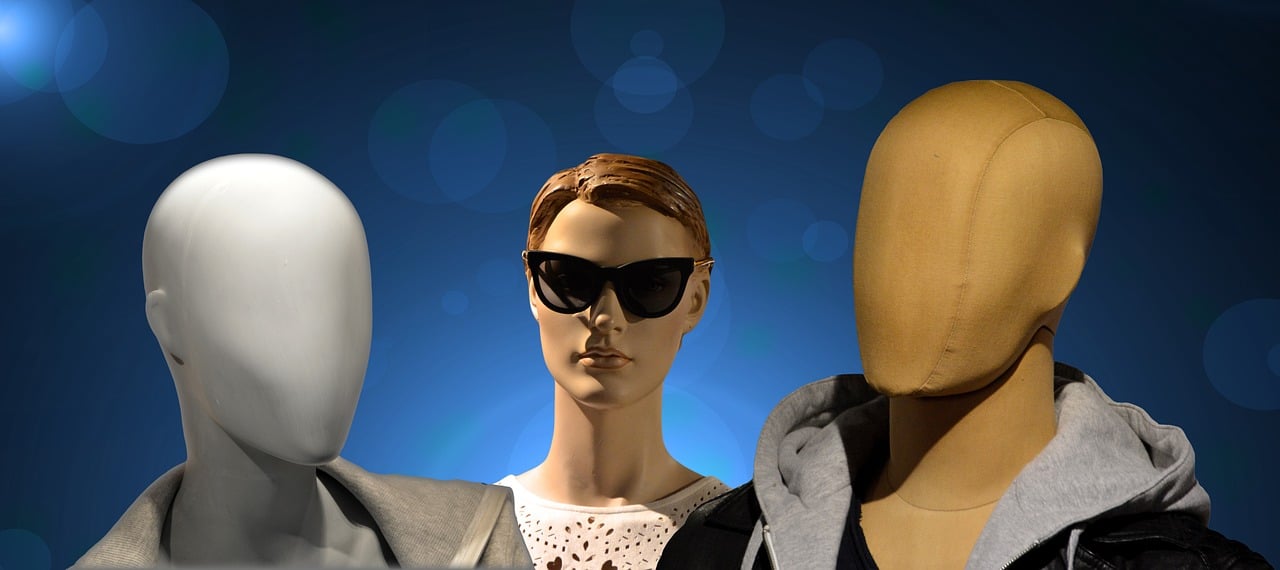 王小骞跨界展现多面魅力,最新动态揭秘!