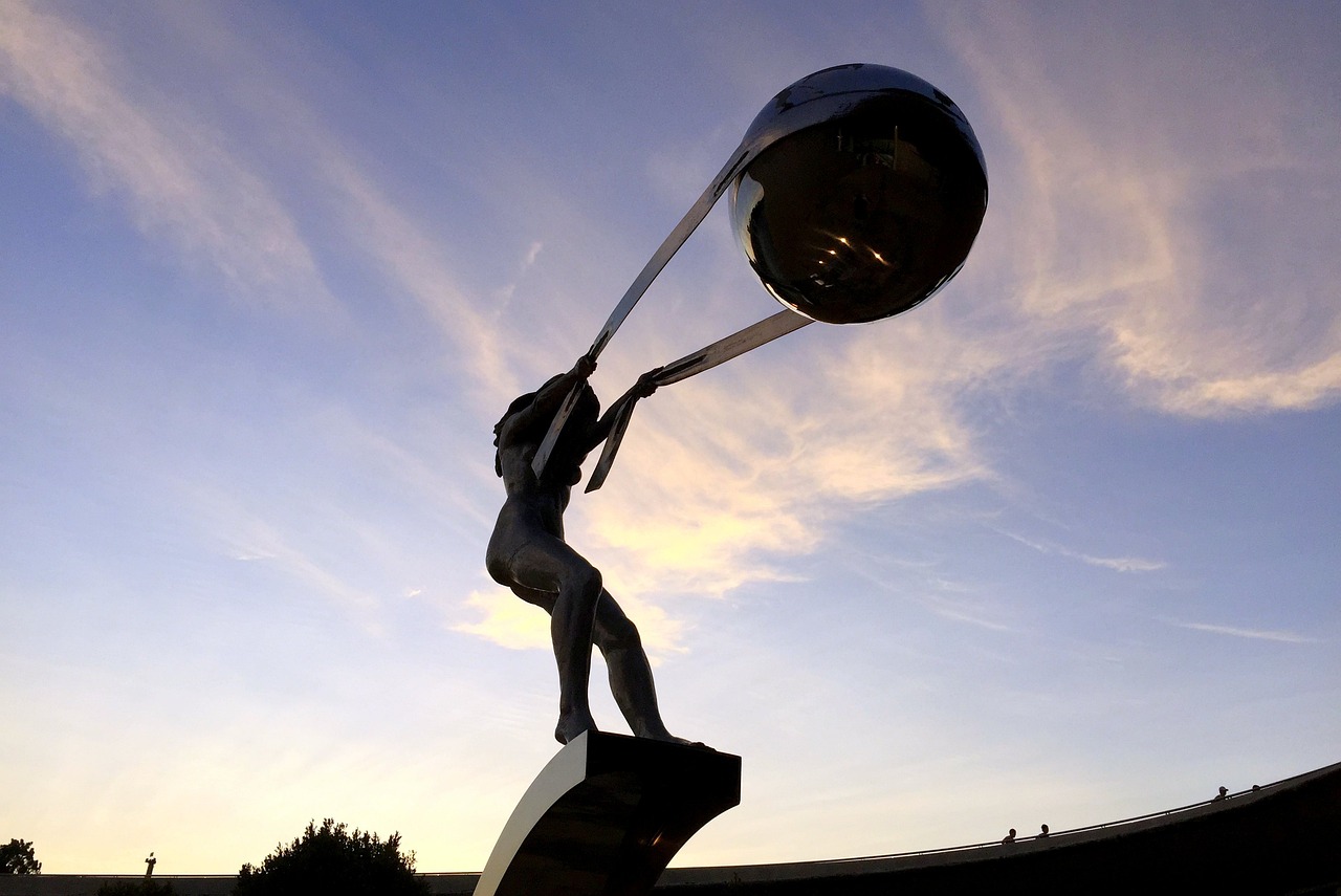 四月国际油价动态分析，聚焦今日油价走势