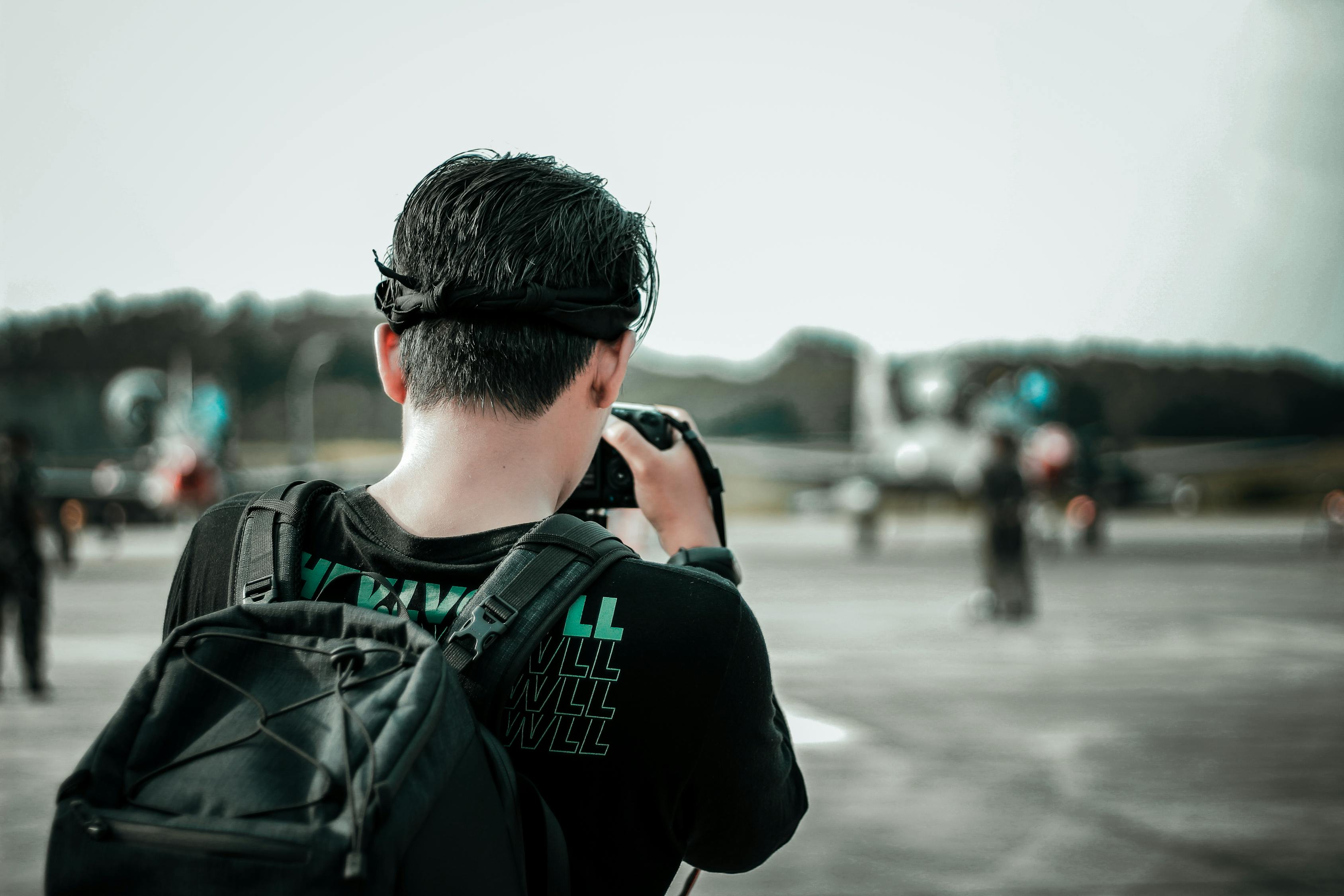 五月演员张卫的绽放之光