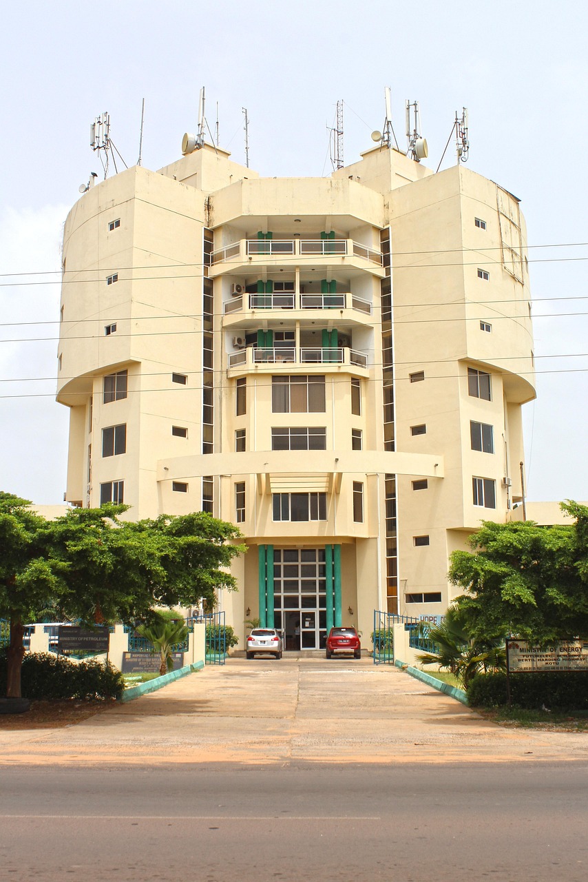 雄安新区五月发展动态，持续发展的蓝图与活力四溢的景象